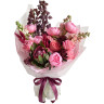 Букет «Розовый бархат» с пионами и экзотической протеей